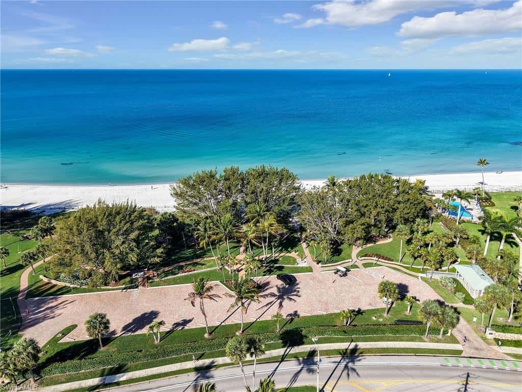 2150 Gulf Shore Blvd #407, Naples, photo 35