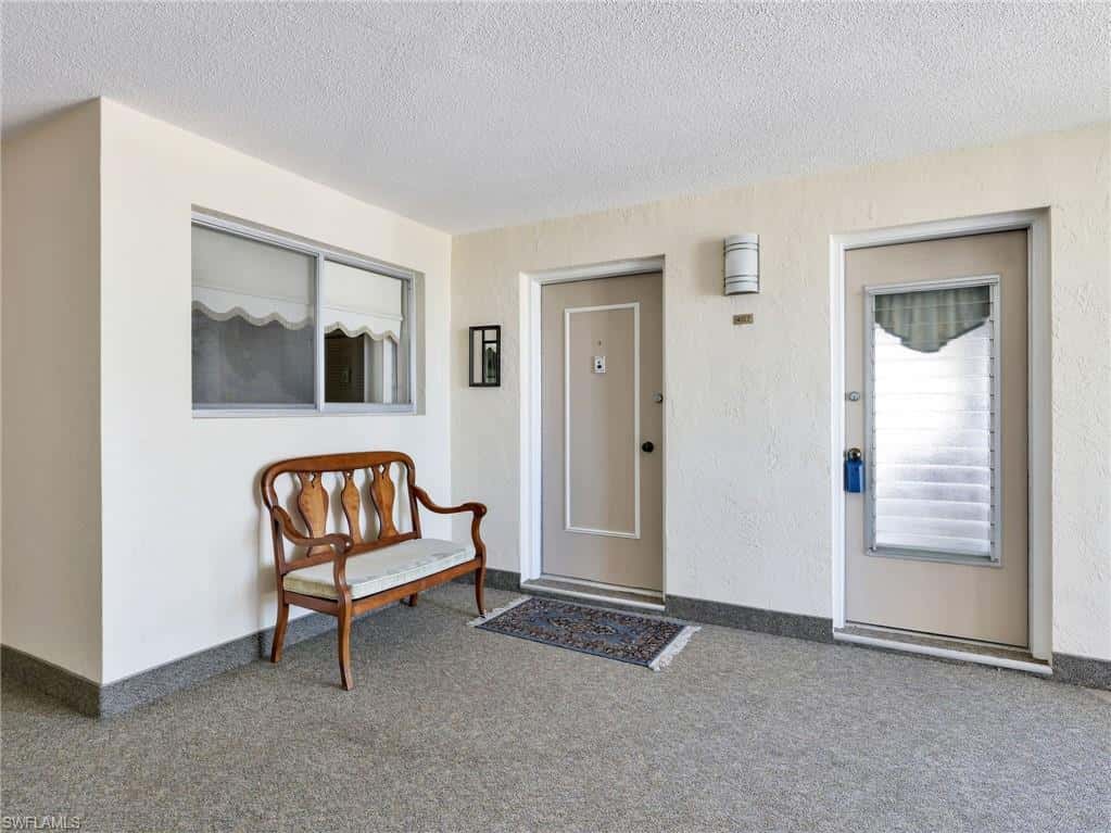 2150 Gulf Shore Blvd #407, Naples, photo 4