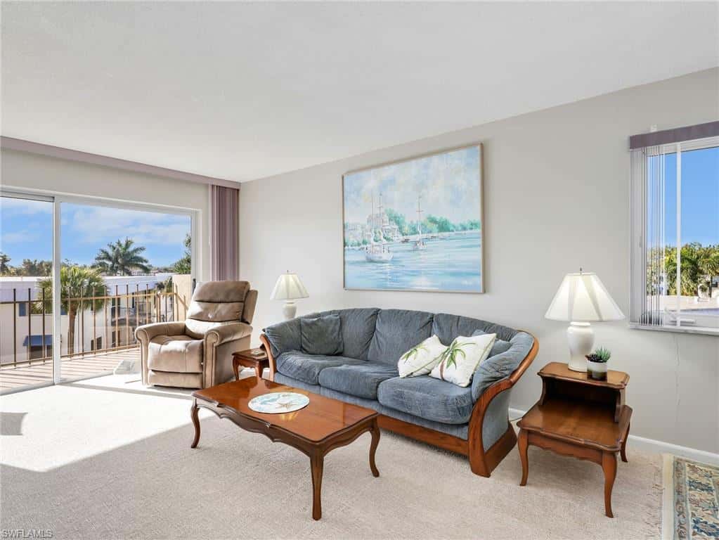 2150 Gulf Shore Blvd #407, Naples, photo 8