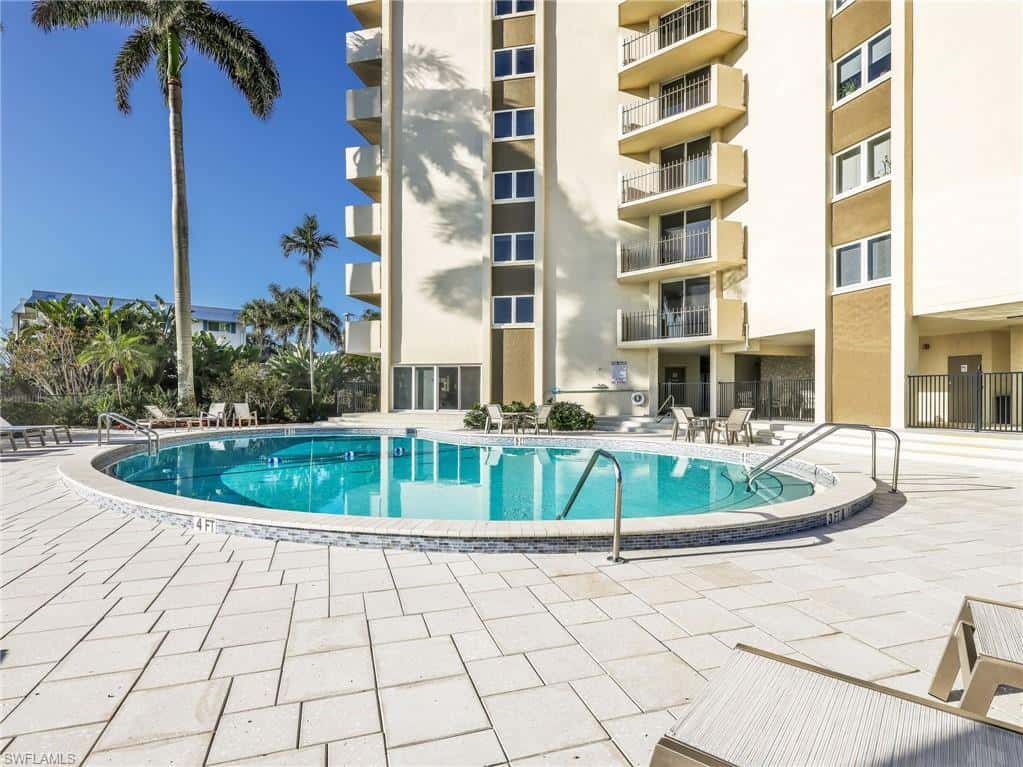 2150 Gulf Shore Blvd #407, Naples, photo 25