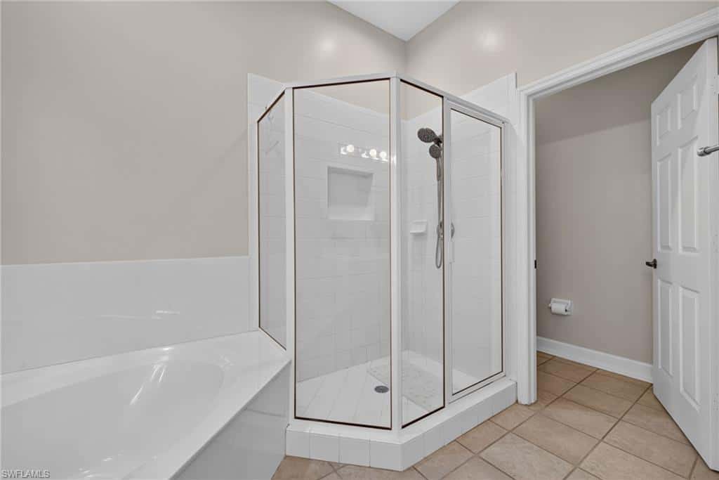 5015 Marina Cove Dr #203, Naples, photo 16