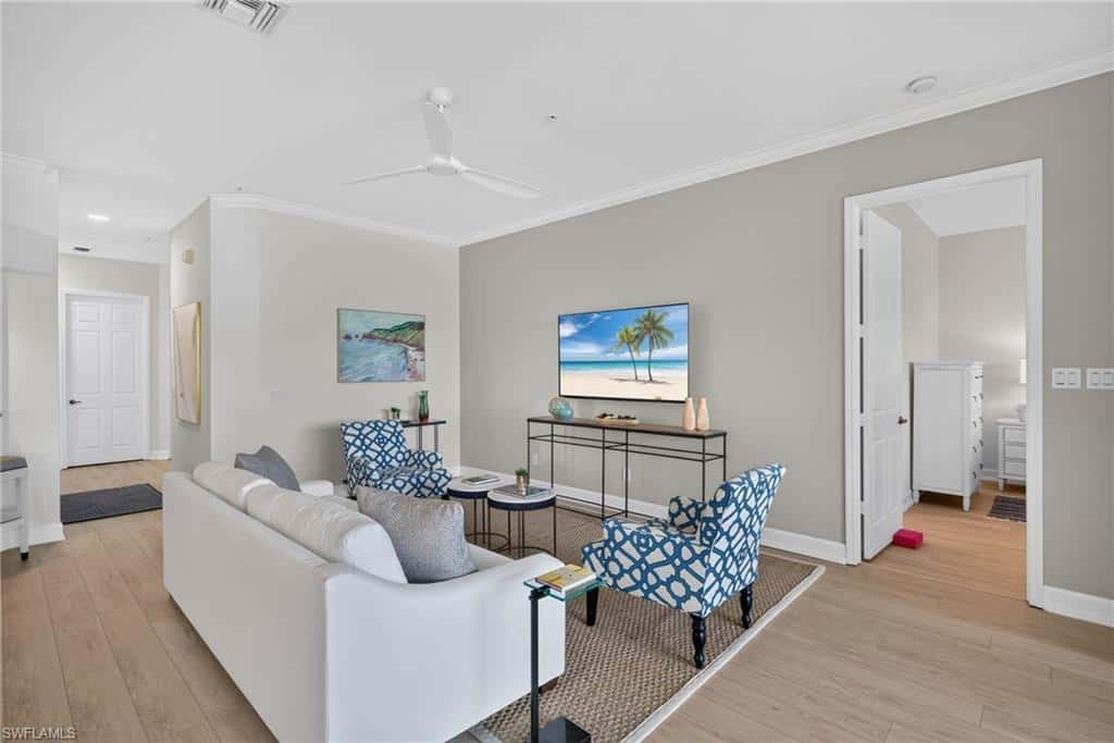 5015 Marina Cove Dr #203, Naples, photo 4