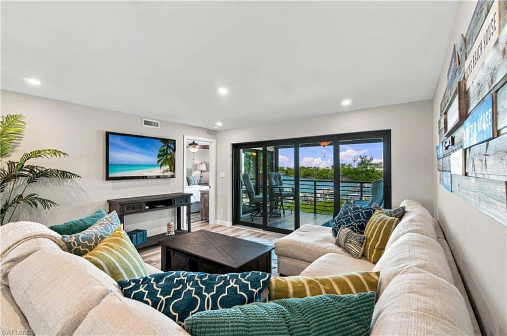 226 3rd St #215, Bonita Springs, photo 4