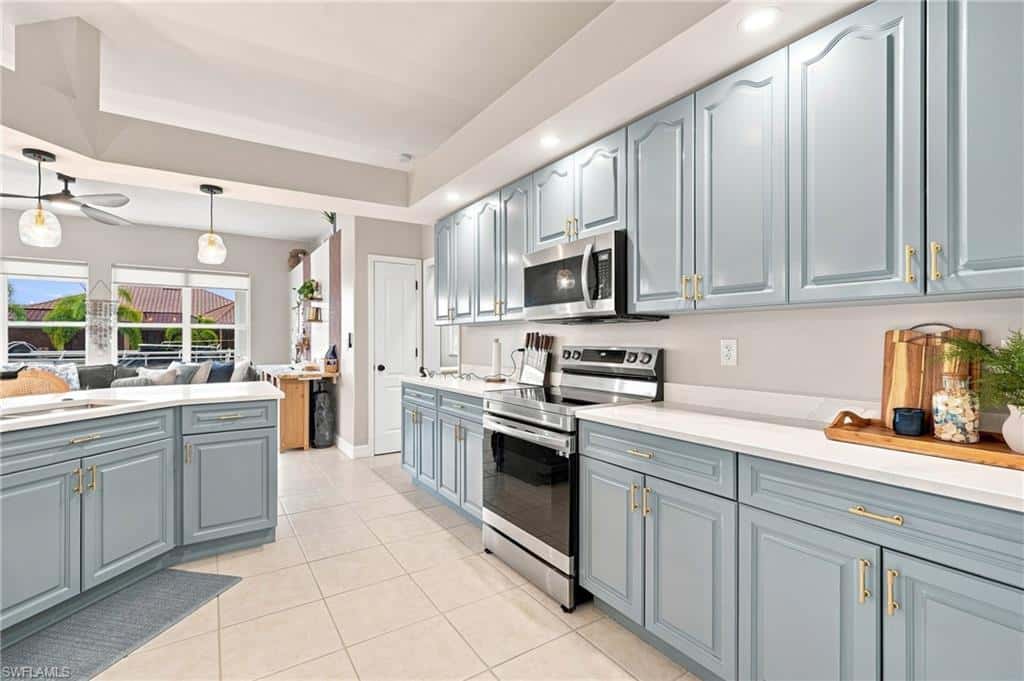 1909 29th Ter, Cape Coral, photo 12