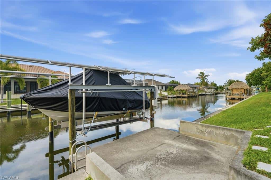 1909 29th Ter, Cape Coral, photo 38