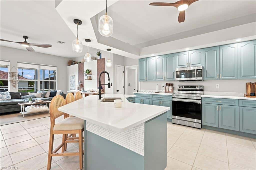 1909 29th Ter, Cape Coral, photo 10
