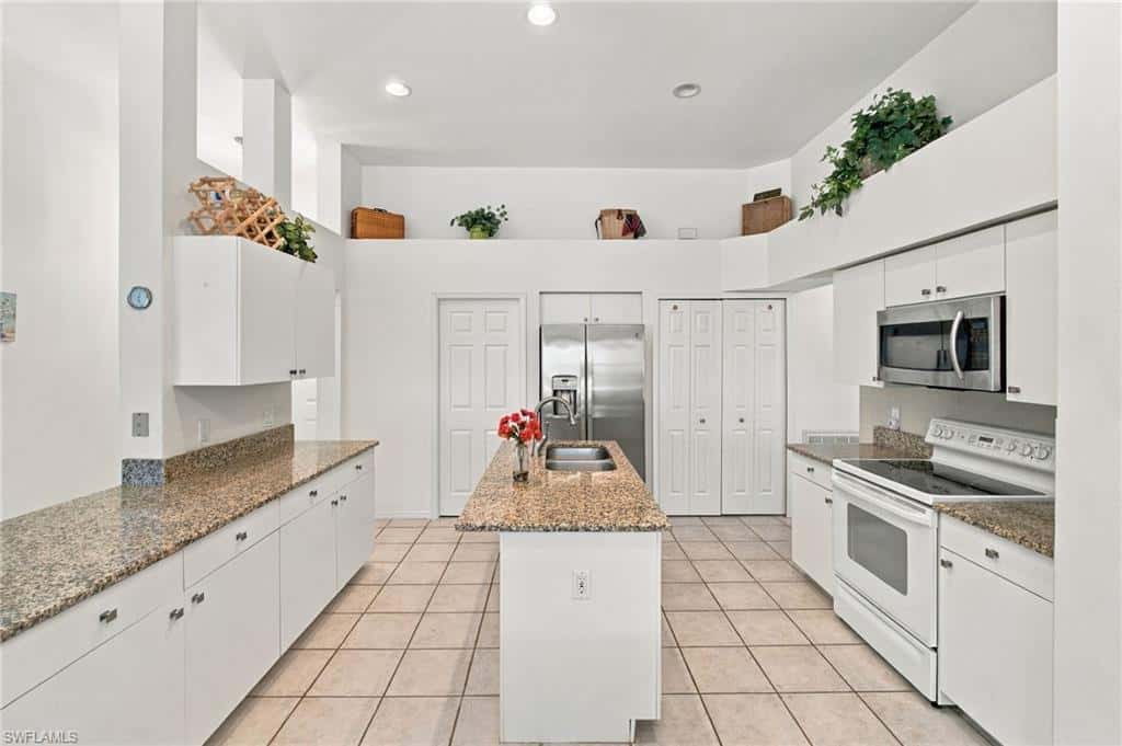 22175 Seashore Cir, Estero, photo 13