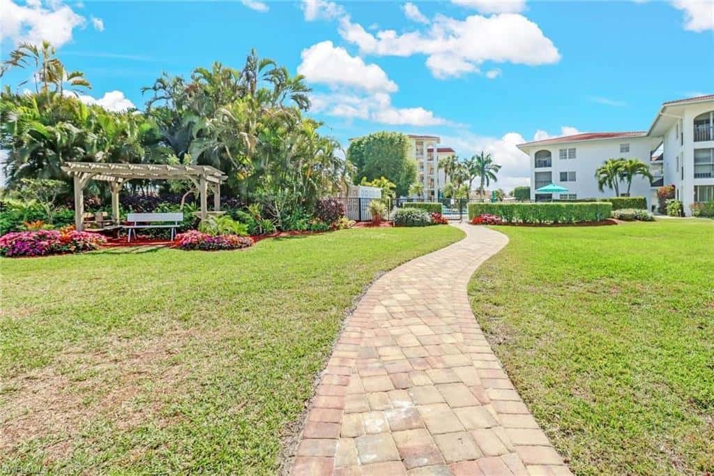 5 High Point Cir #211, Naples, photo 30