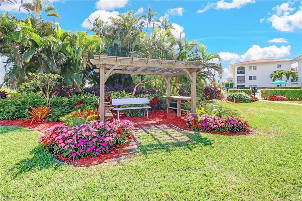 5 High Point Cir #211, Naples, photo 25