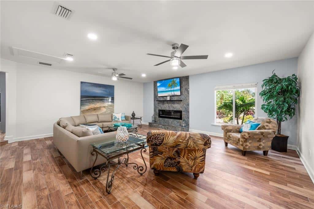 9421 Moonlight Dr, Sanibel, photo 28