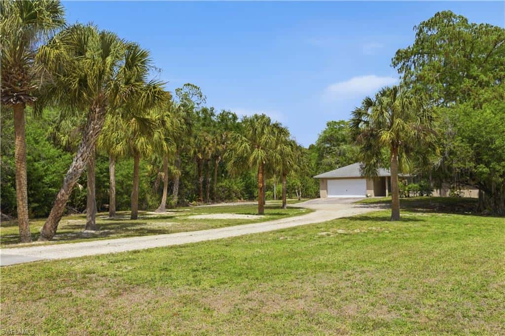 5681 Bur Oaks Ln, Naples, photo 6