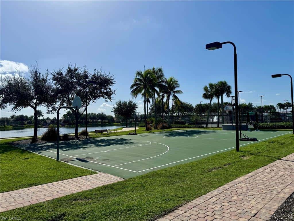 8647 Genova Ct, Naples, photo 43