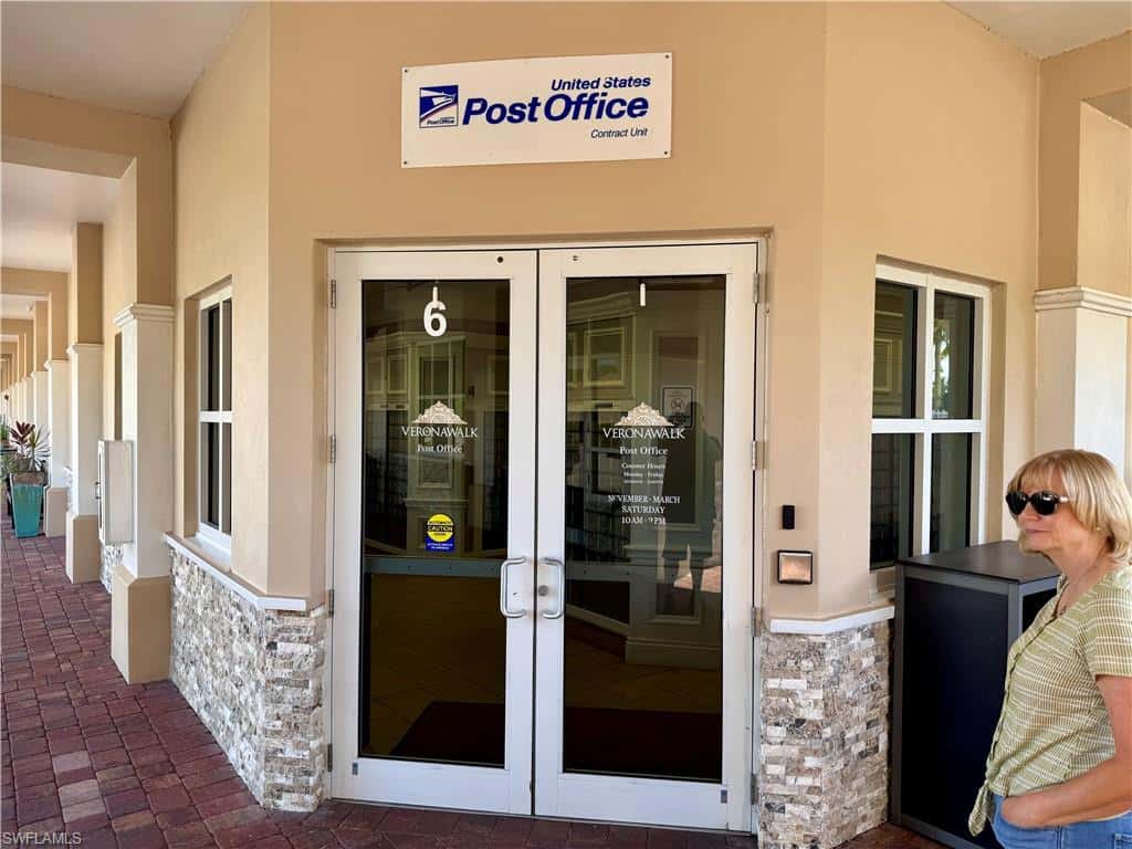 8647 Genova Ct, Naples, photo 34
