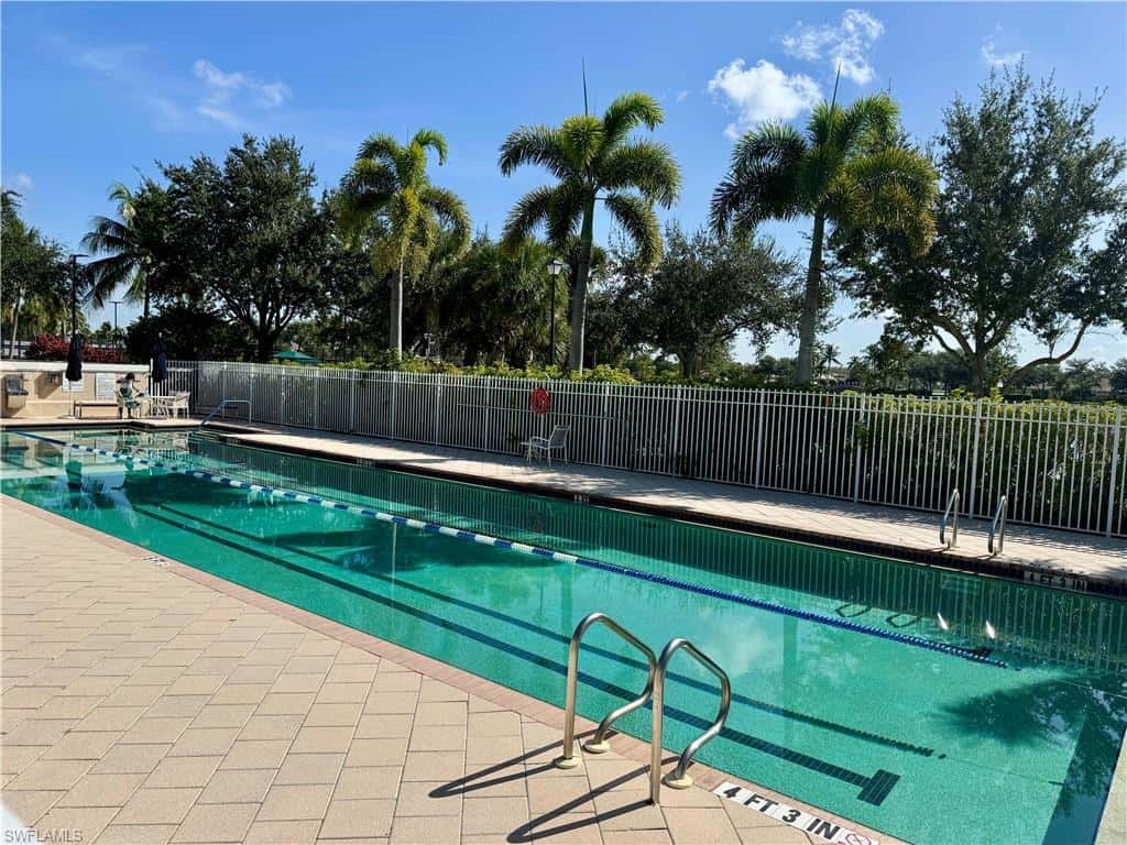 8647 Genova Ct, Naples, photo 41