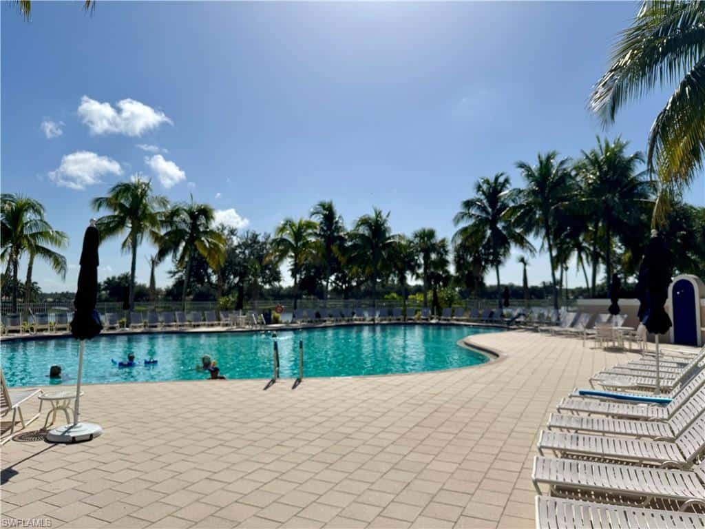 8647 Genova Ct, Naples, photo 35
