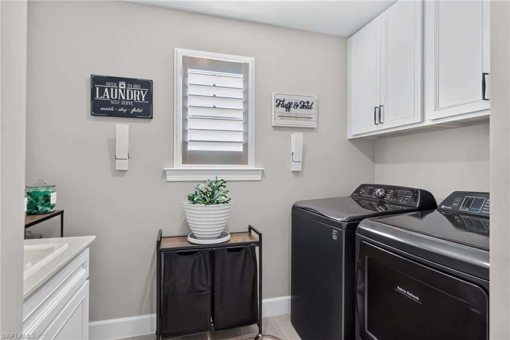 20430 Pebble Glen Dr, Estero, photo 35