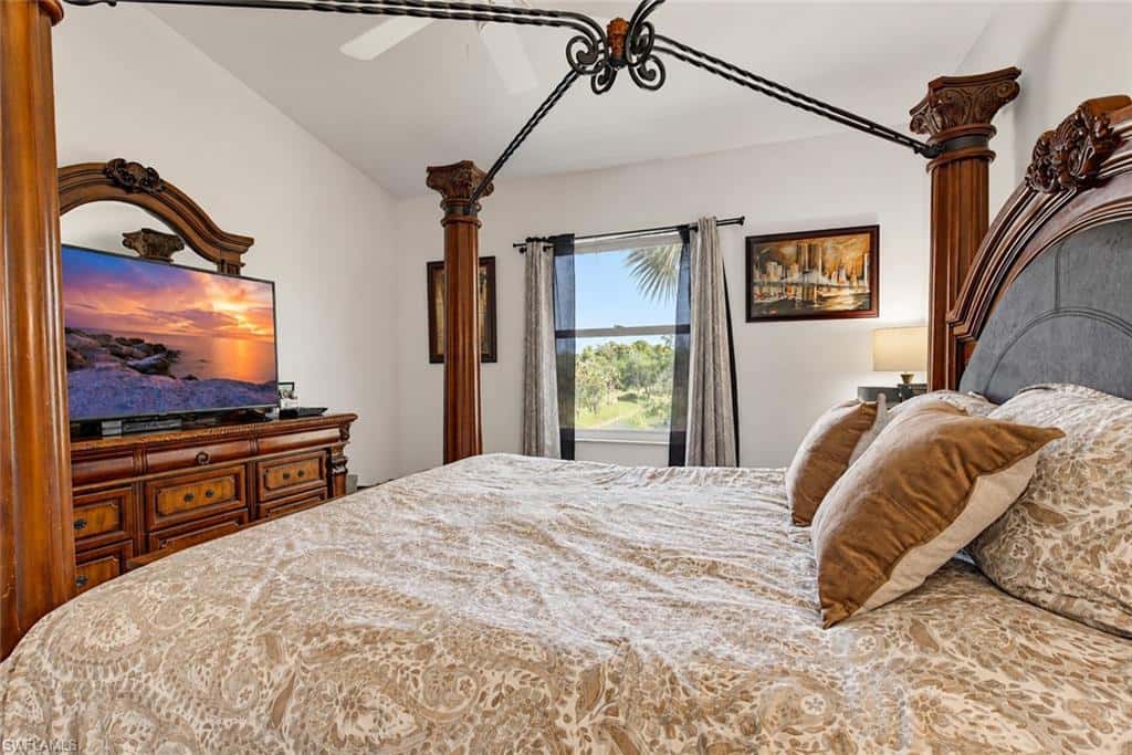 475 Robin Hood Cir #202, Naples, photo 16