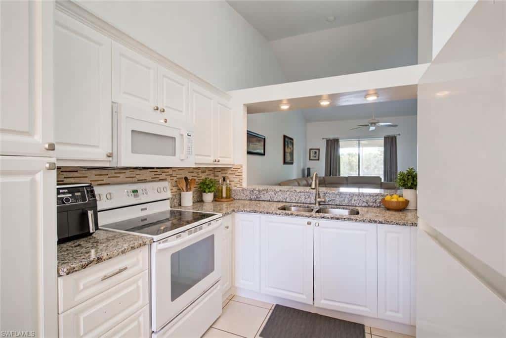 475 Robin Hood Cir #202, Naples, photo 10