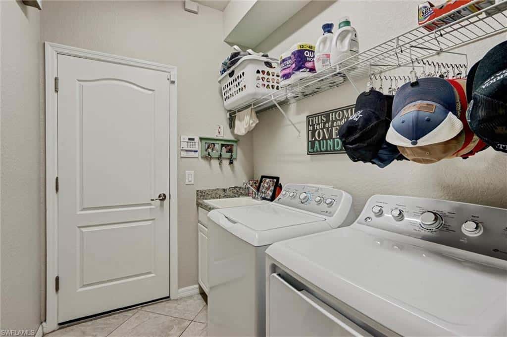 10783 Essex Square Blvd, Fort Myers, photo 18