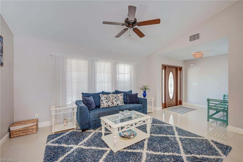716 32nd Ct, Cape Coral, photo 9