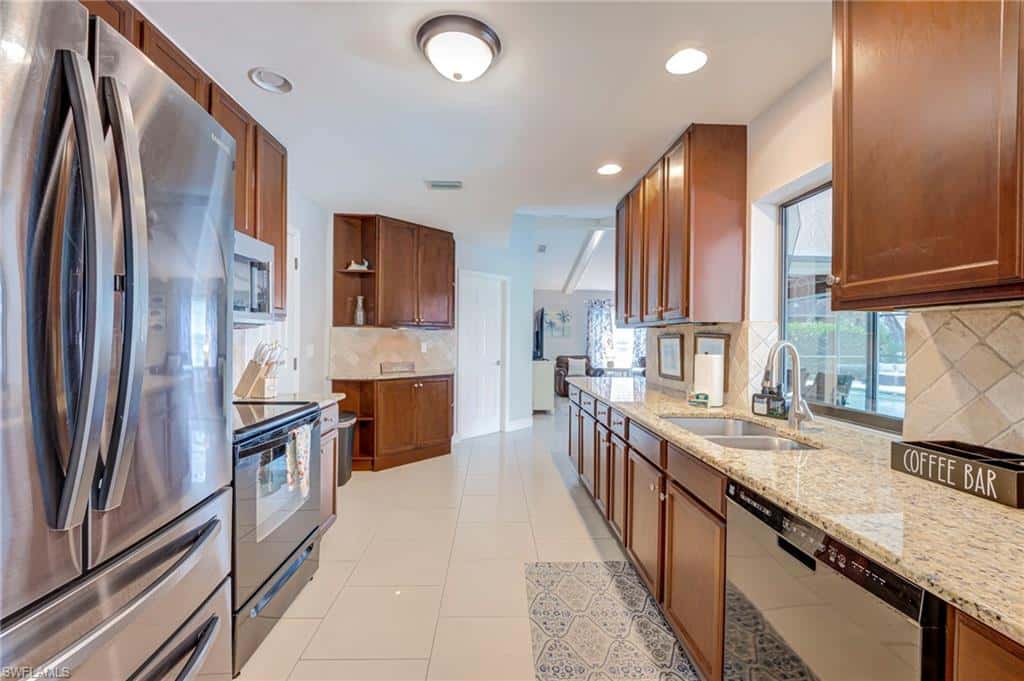 716 32nd Ct, Cape Coral, photo 19