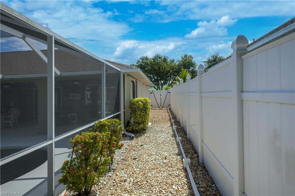 22 13th Ave, Cape Coral, photo 43