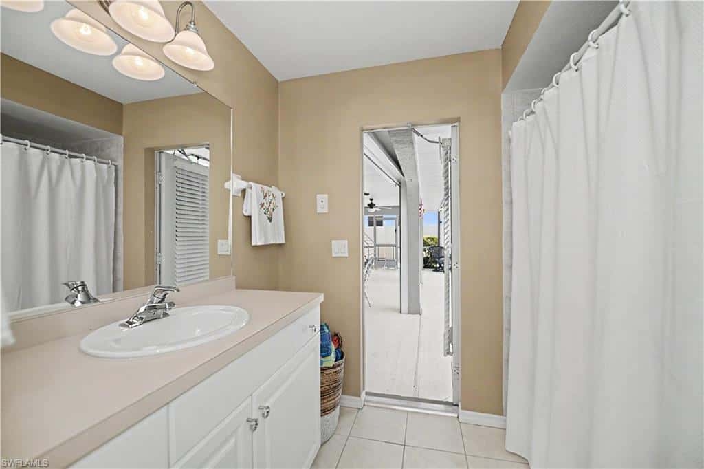 22 13th Ave, Cape Coral, photo 25
