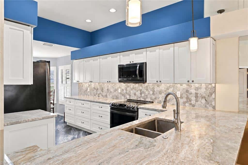 268 Countryside Dr, Naples, photo 9