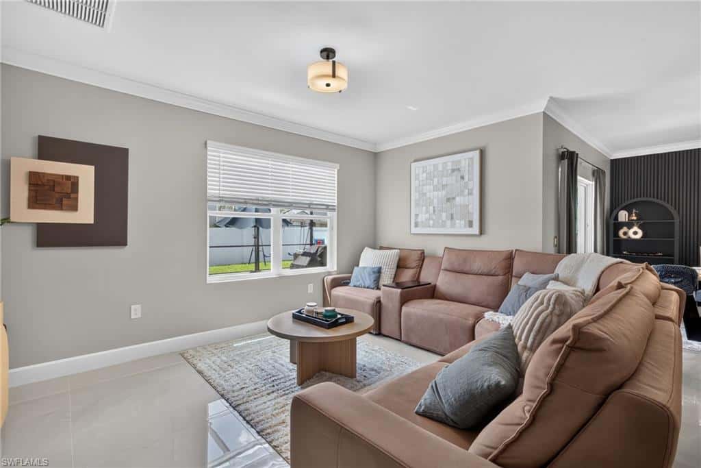 3172 Estancia Ln, Cape Coral, photo 6