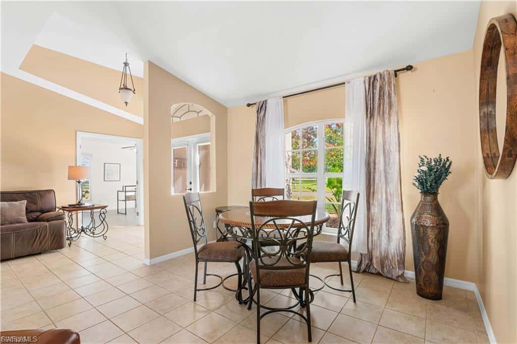 314 12th Ct, Cape Coral, photo 9