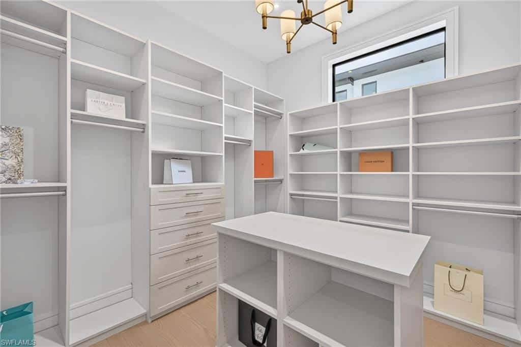 1085 Sandpiper St, Naples, photo 23