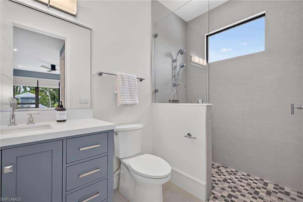 1085 Sandpiper St, Naples, photo 32