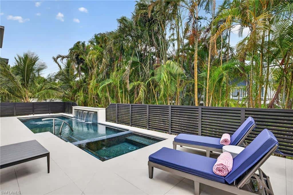 1085 Sandpiper St, Naples, photo 39
