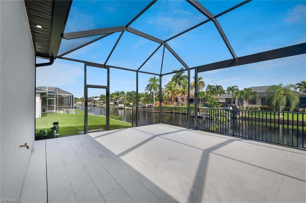 215 37th Ln, Cape Coral, photo 35