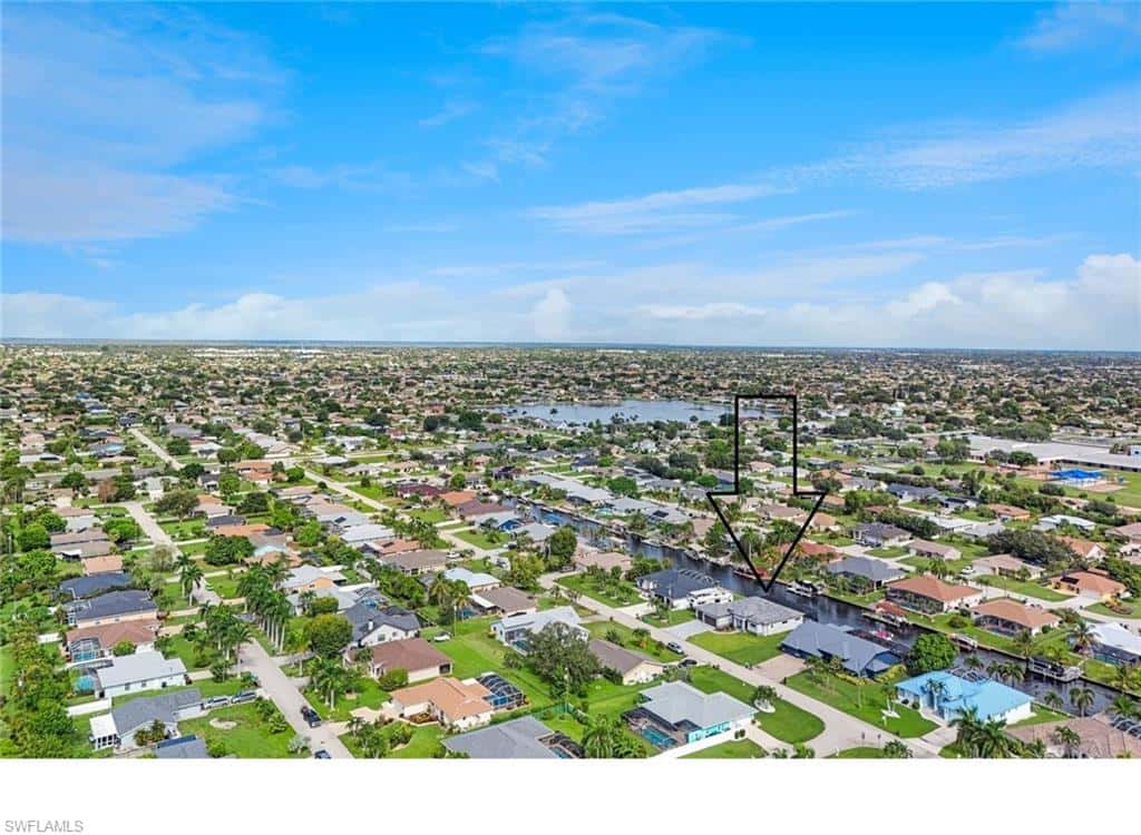 215 37th Ln, Cape Coral, photo 39