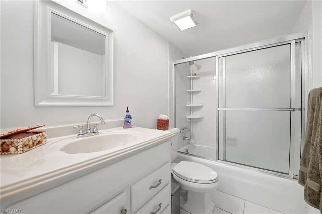 1057 Forest Lakes Dr #307, Naples, photo 5