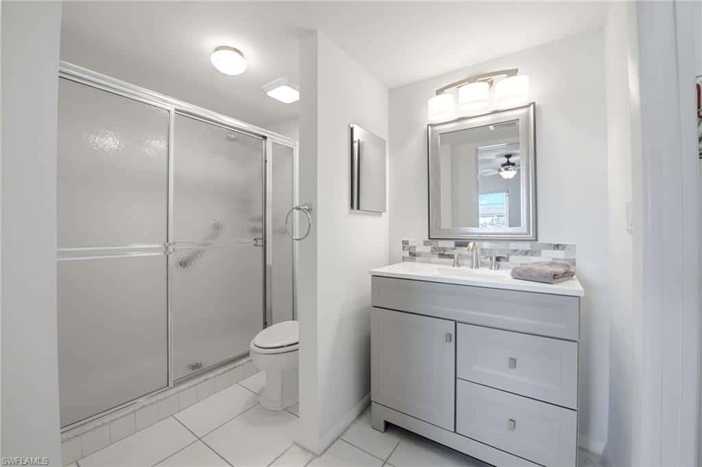 1057 Forest Lakes Dr #307, Naples, photo 4