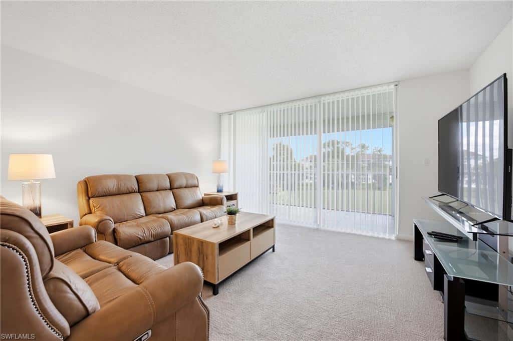 1057 Forest Lakes Dr #307, Naples, photo 8