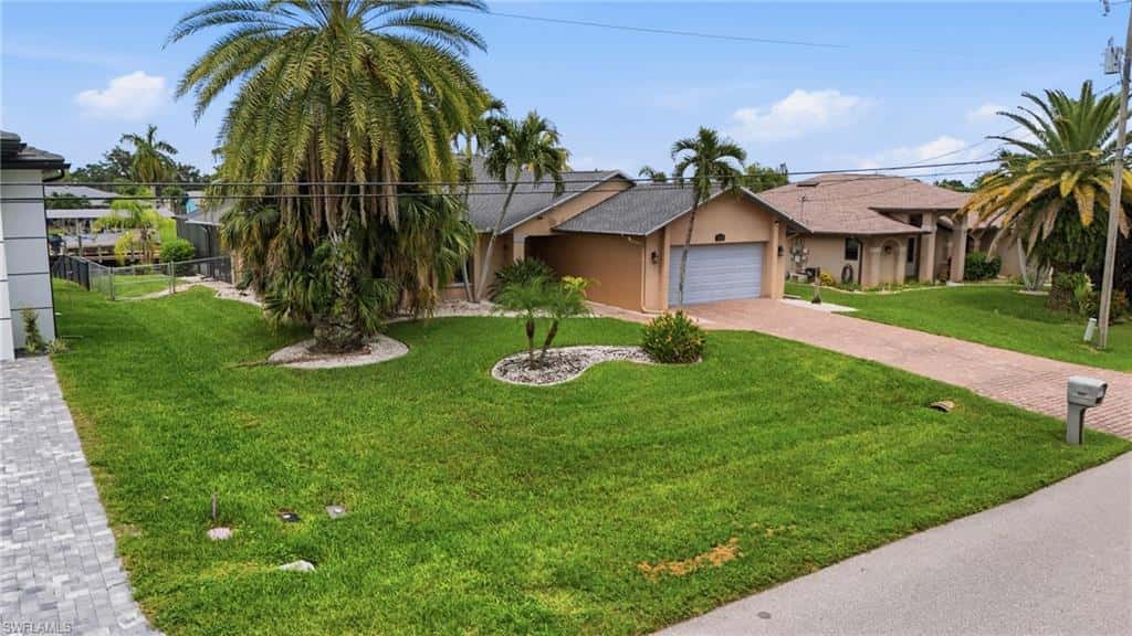 1327 17th St, Cape Coral, photo 45