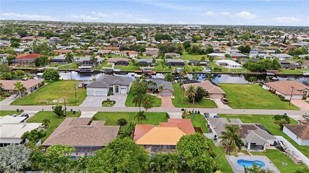 1327 17th St, Cape Coral, photo 40