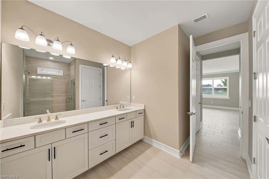 28089 Sanibel Sands St, Bonita Springs, photo 22
