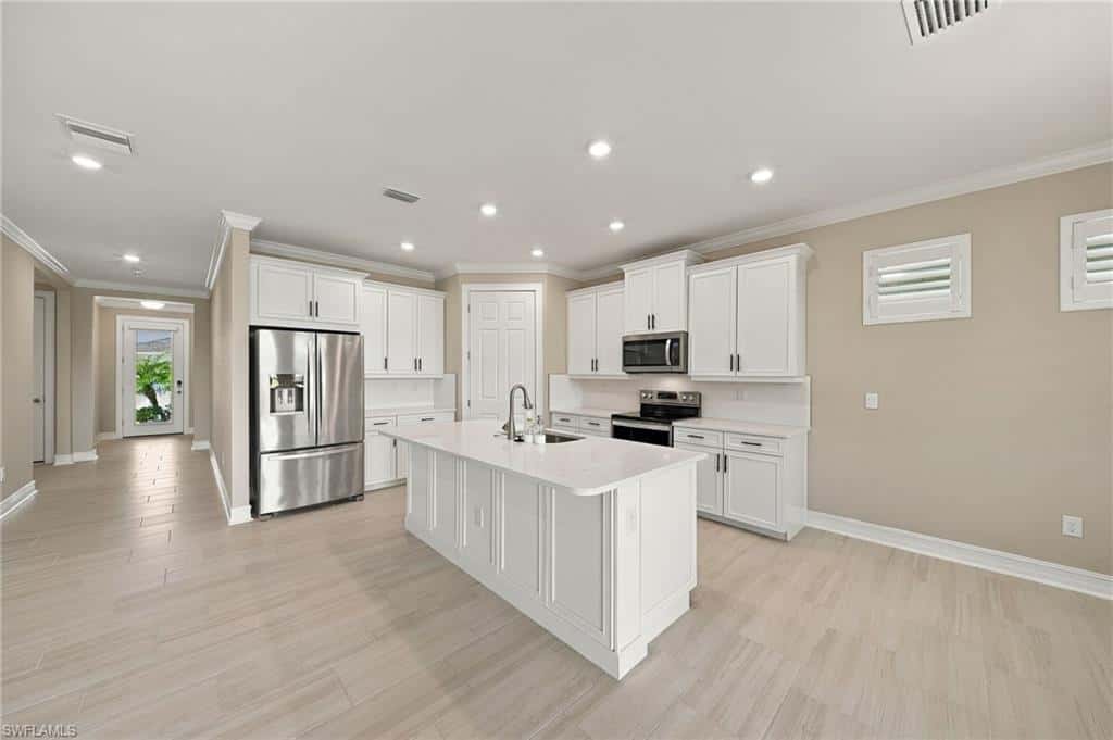 28089 Sanibel Sands St, Bonita Springs, photo 5
