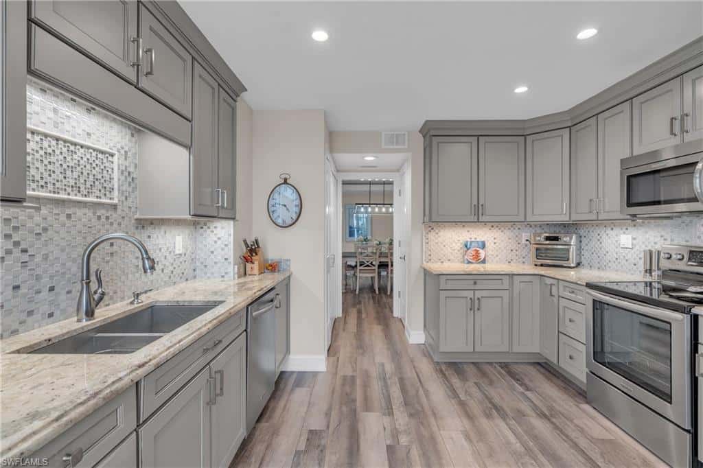 6075 Pelican Bay Blvd #1403, Naples, photo 6