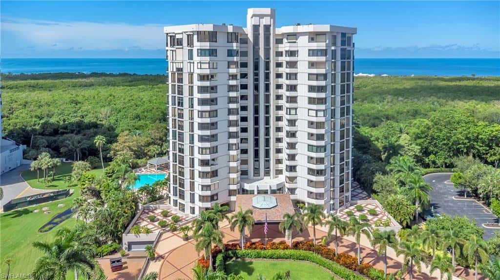 6075 Pelican Bay Blvd #1403, Naples, photo 42