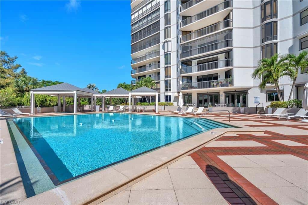 6075 Pelican Bay Blvd #1403, Naples, photo 26