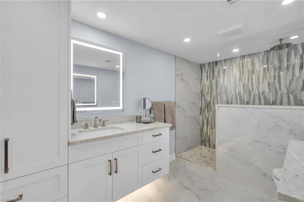 6075 Pelican Bay Blvd #1403, Naples, photo 20