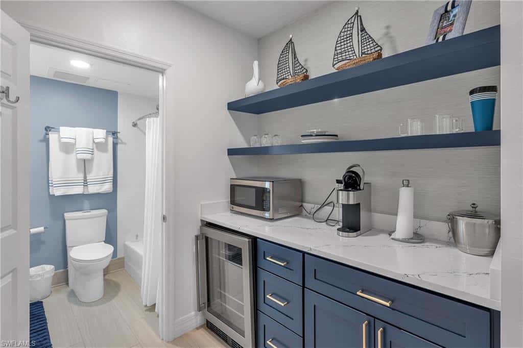 6075 Pelican Bay Blvd #1403, Naples, photo 39