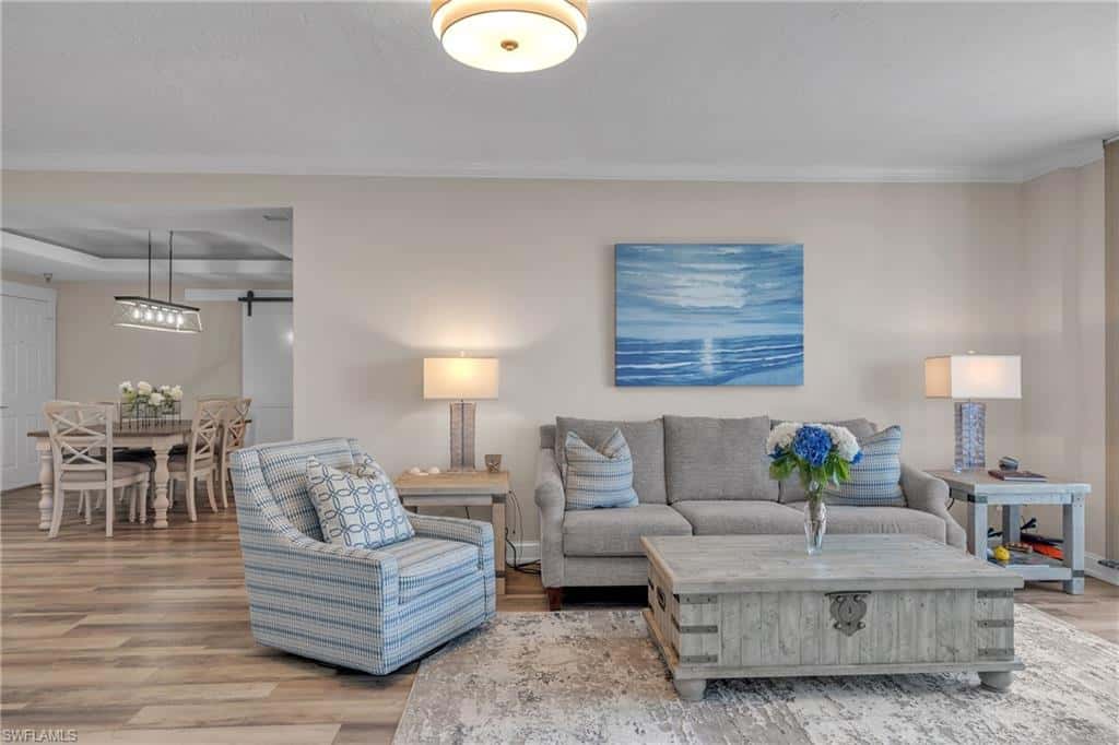 6075 Pelican Bay Blvd #1403, Naples, photo 4
