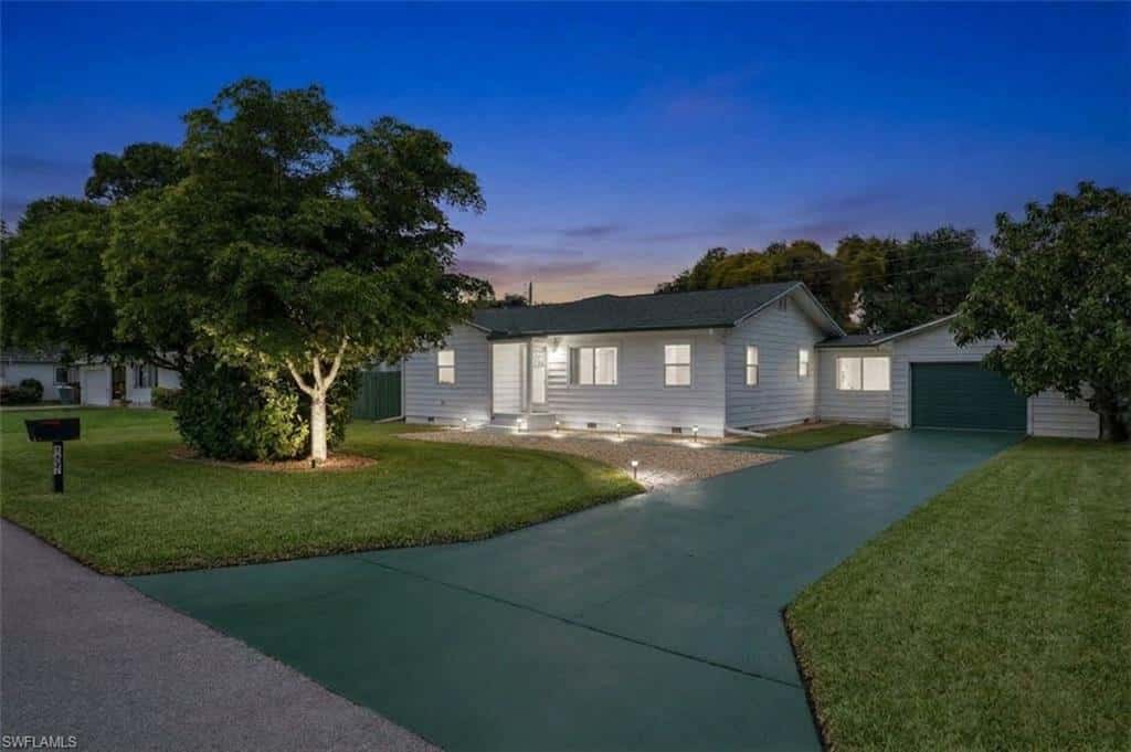 1657 Ardmore Rd, Fort Myers, photo 7