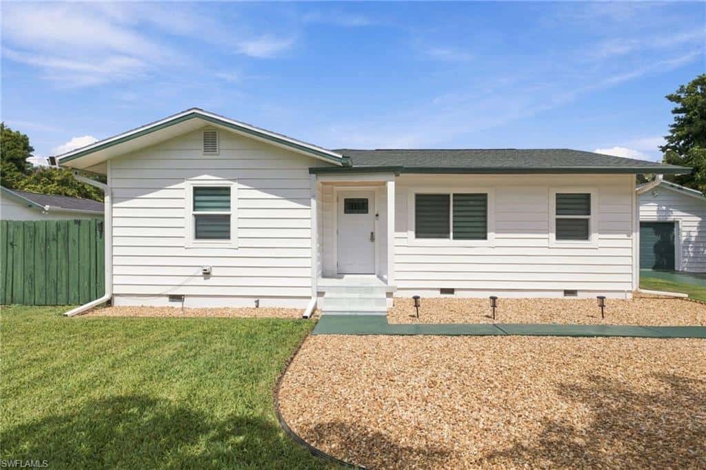 1657 Ardmore Rd, Fort Myers, photo 9